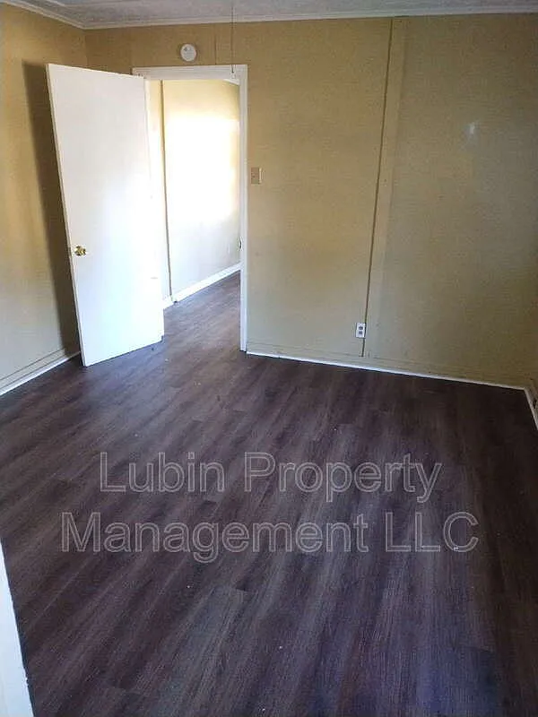 Orange Mound — Photo 3