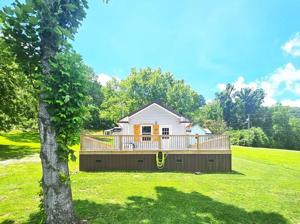104 Masters Street Ext, Erwin, TN 37650