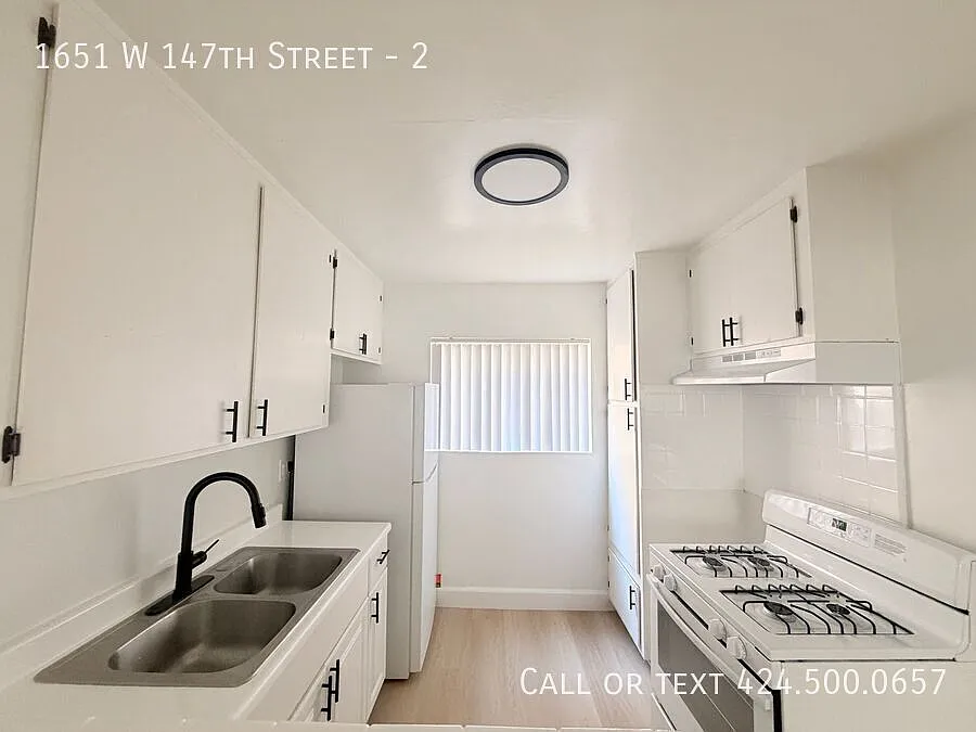 Spacious 2 Bed / 1 Bath | $2,295/mo Gardena, CA — Photo 3