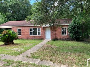 1571 E Octavia Dr, Mobile, AL 36605