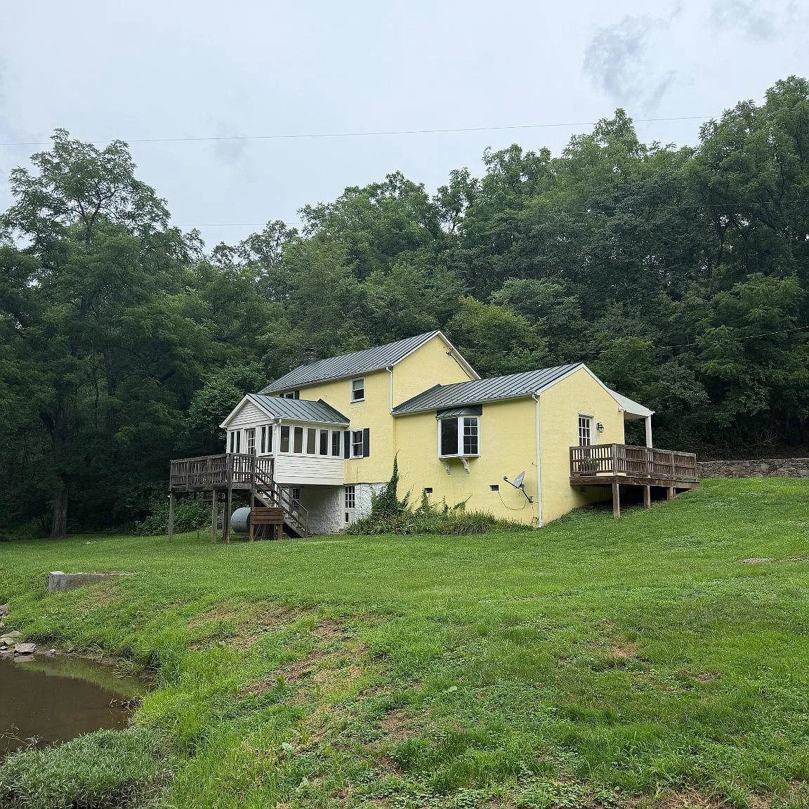 3 bed, 2.0 bath, 1800 sqft, $3,500 — Photo 1