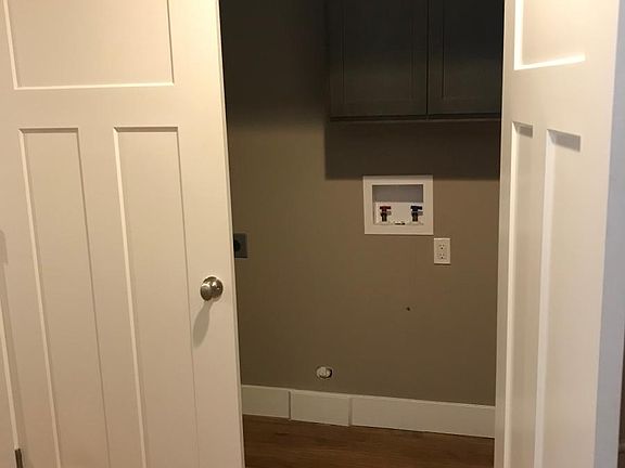 Laundry hook ups in house