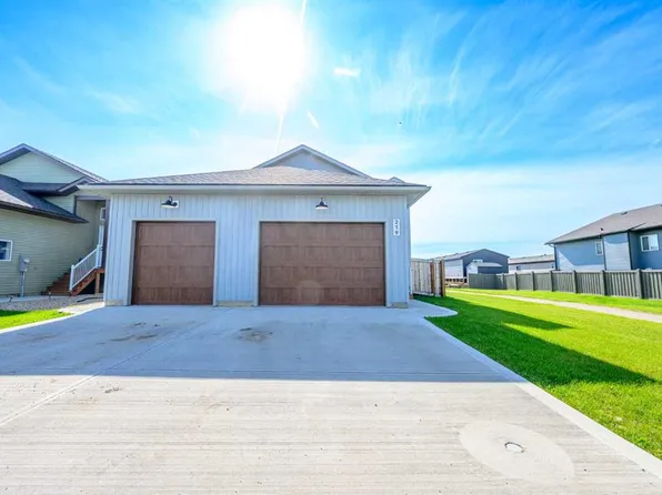 11850 N 84th Ave #219, Grande Prairie, AB T8W 0M4