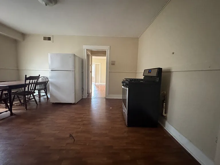 1050 Capitol Ave #6 — Photo 5