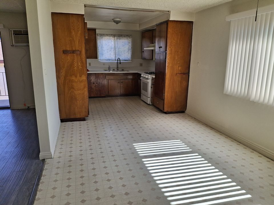 1st image of 1016 S Marguerita Ave #D