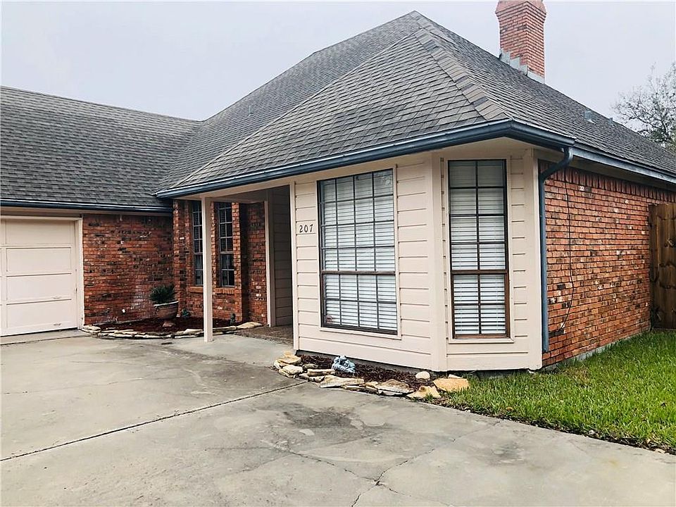 1st image of 207 Sandpiper Dr