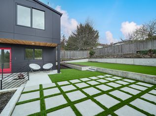 5624 48th Ave SW, Seattle, WA 98136