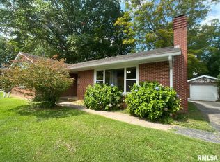 404 S Orchard Dr, Carbondale, IL 62901
