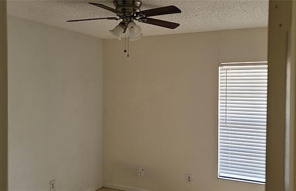 3rd image of 4412 Larkfield Dr