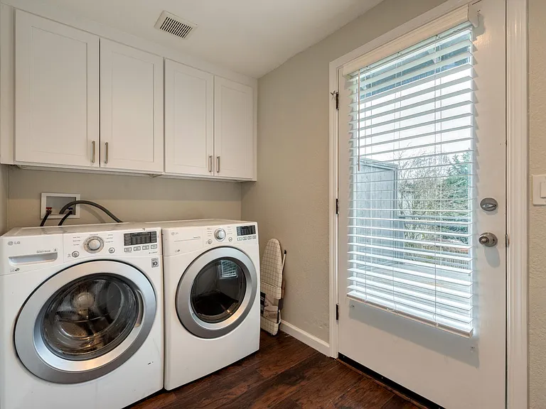 14213 Admiralty Way #A — Photo 16