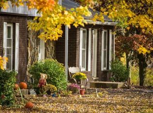 22 Canterbury Woods St, Queensbury, NY 12804