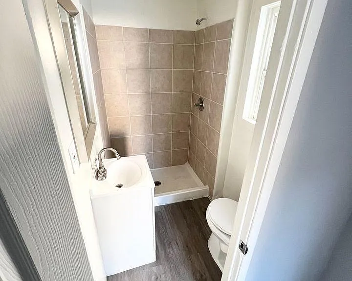 5636 Auckland Ave — Photo 4