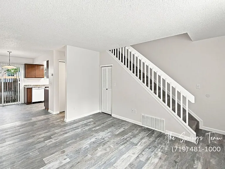 3014 Starlight Cir — Photo 8