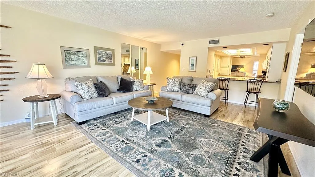 2 bed, 2.0 bath, 1430 sqft, $3,500 — Photo 1