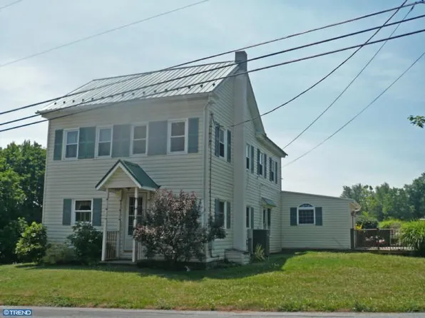 221 Kocher Rd, Sinking Spring, PA 19608