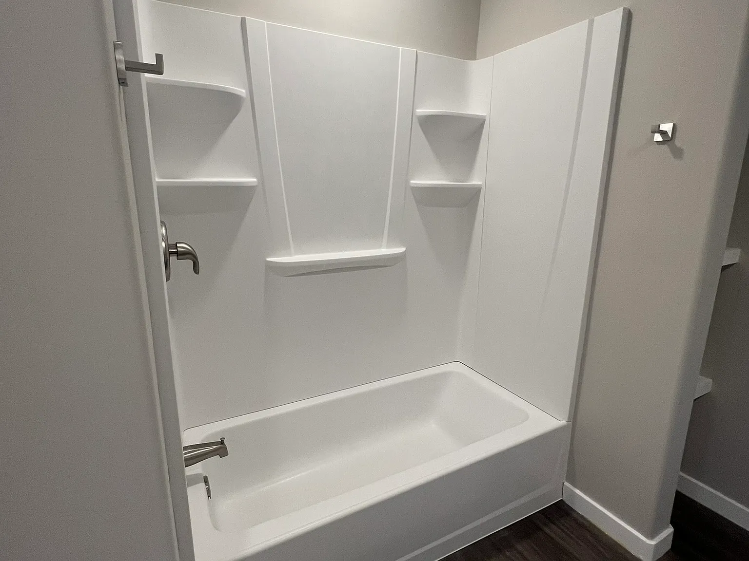 442 Wood Avenue - 1 — Photo 4