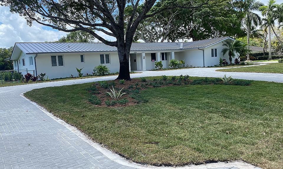 2nd image of 6740 SW 117th St