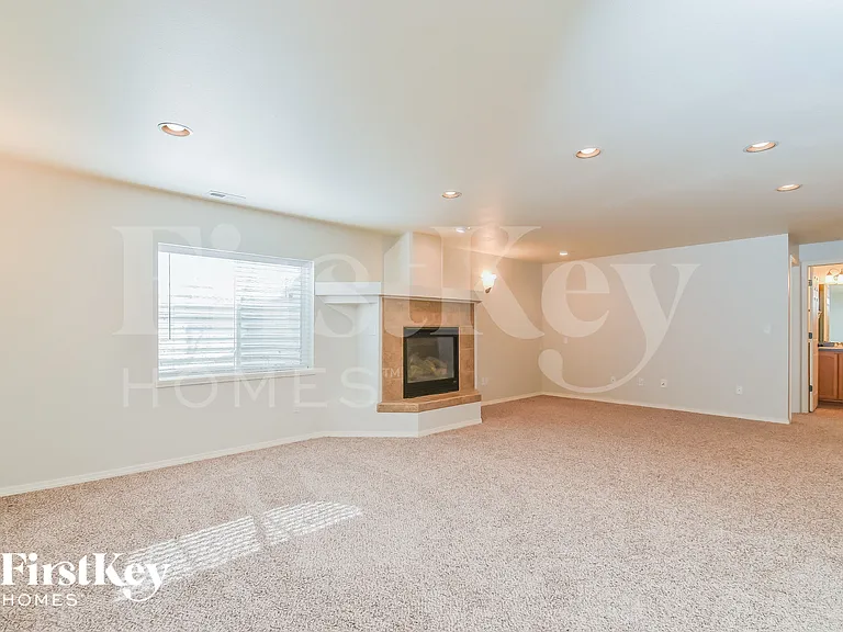 4139 Ascendant Dr — Photo 2
