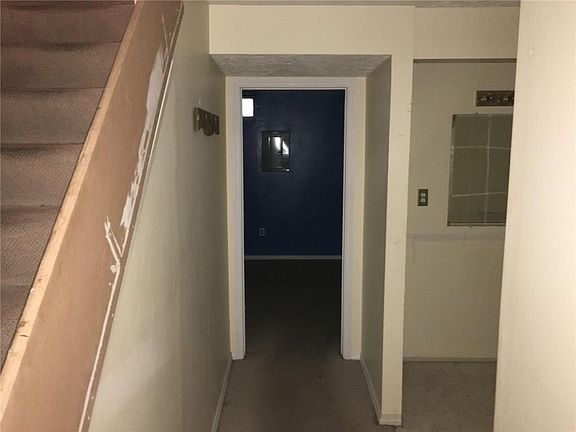 3rd image of 2687 Harwich Dr