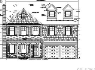 9527 Fernspray Rd, Charlotte, NC 28215