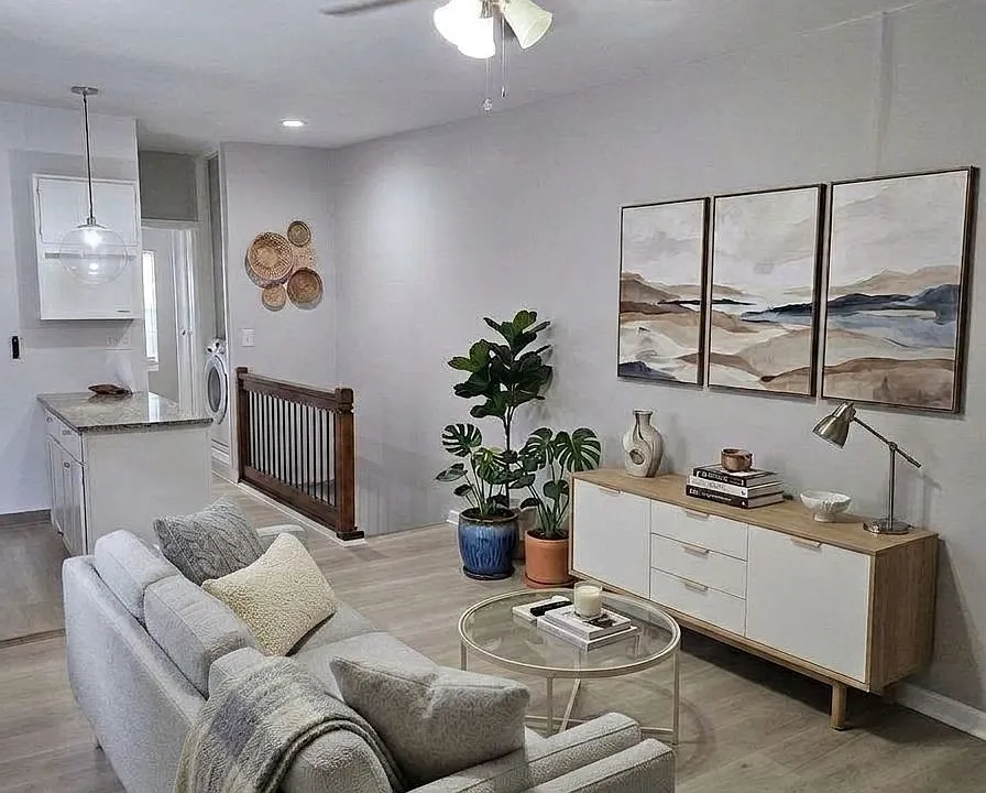 Cozy Living Space- Section 8 Approved
