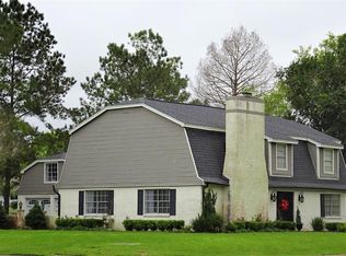 210 W Castle Harbour Dr, Friendswood, TX 77546