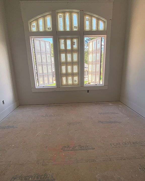 2nd image of 1428 Lily Estates Dr