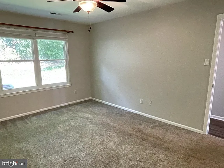 294 Woods Edge Pl — Photo 22