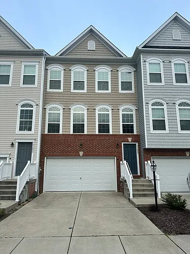 21099 Brunswick Ln Photo 1