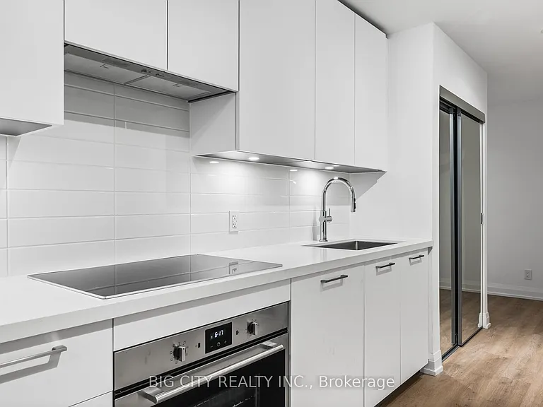 36 Brentcliffe Rd #M04 — Photo 9