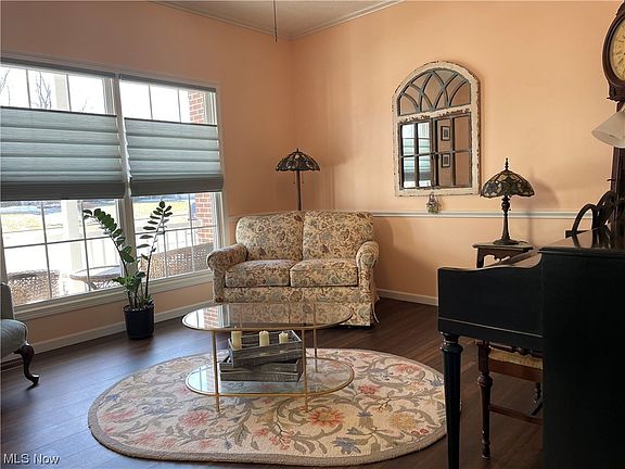 4th image of 1249 Freeport Dr