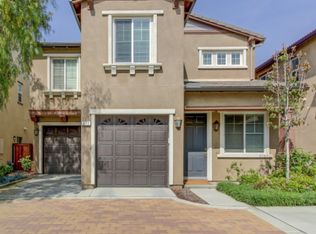 377 W Pebble Creek Ln, Orange, CA 92865