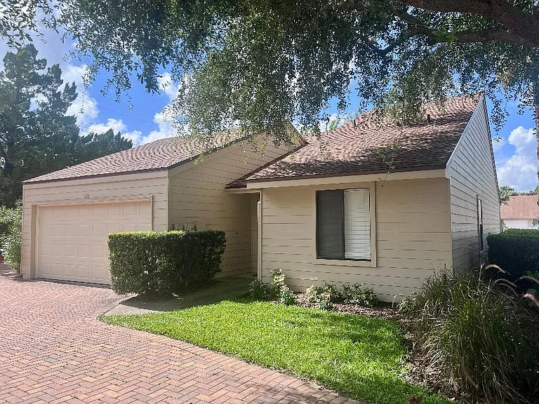 1128 Park Green Pl — Photo 2