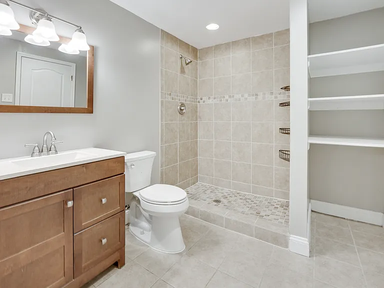 6811 Lemon Rd — Photo 32