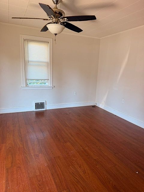 1st image of 2653 Elm St