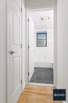 Rented by Bond New York | media 21