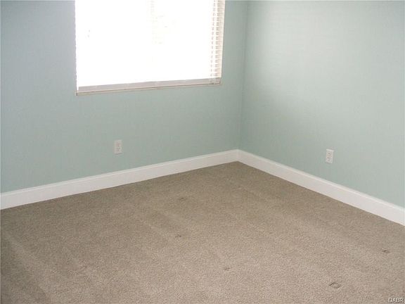 3rd image of 1520 Lake Pointe Way APT 05