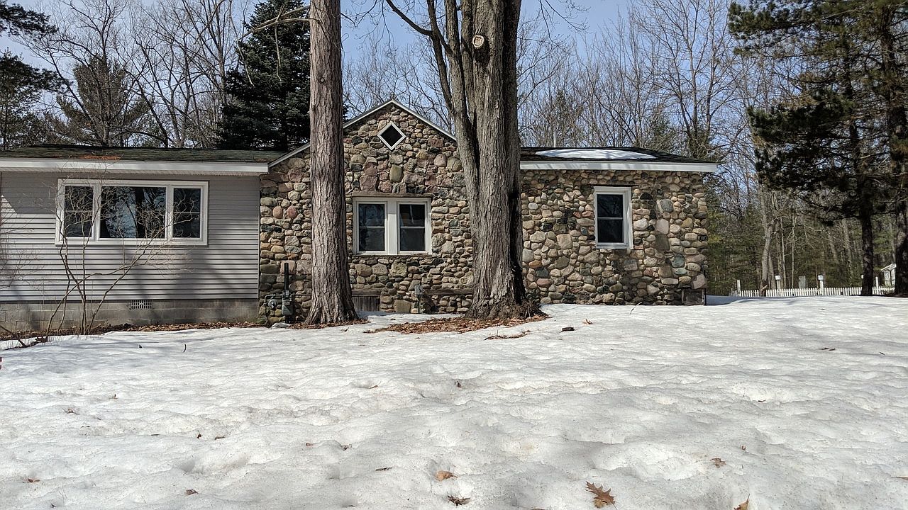 5330 Lea St, Topinabee, MI 49791 Zillow