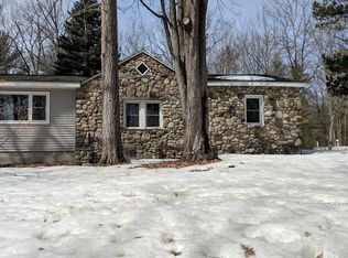 5330 Lea St, Topinabee, MI 49791