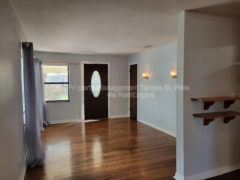 4311 S Thatcher Ave — Photo 7