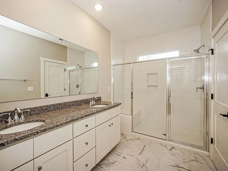 120 Glencoe Ln #104 — Photo 9