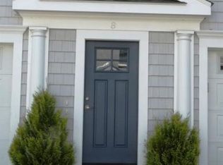 8 Bloomfield Dr UNIT D, Fairfield, CT 06825