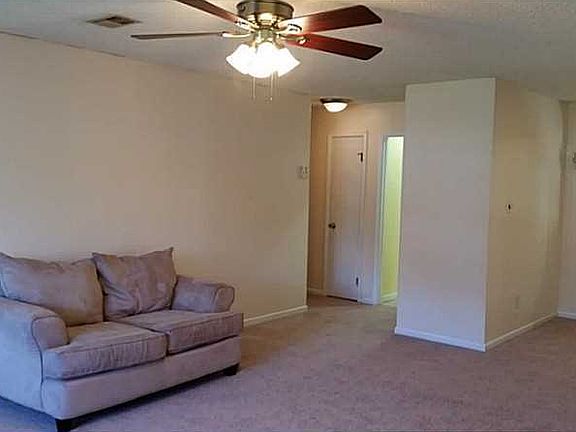 2nd image of 4224 Grove Ct