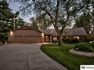 73 Ginger Woods Ter, Valley, NE 68064