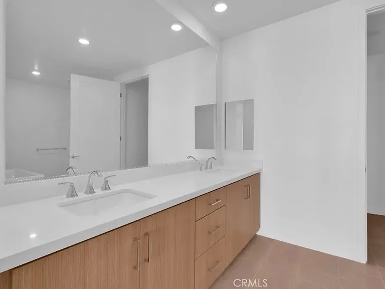 3614 Rivington — Photo 10