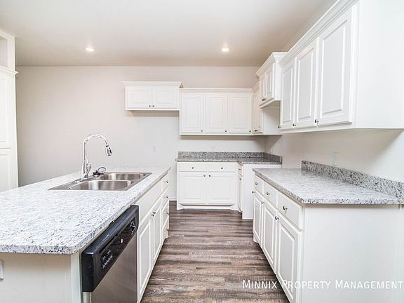 4th image of 6922 20th St