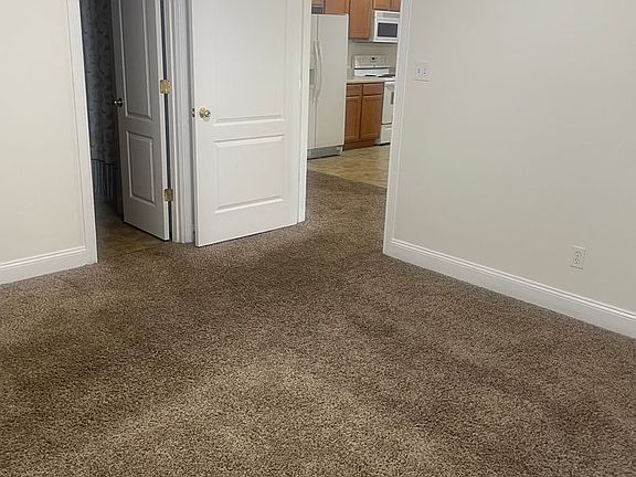 2nd image of 4813 White Poplar Way