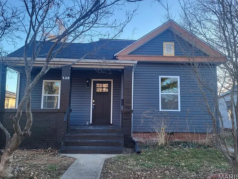 206 Garden St — Photo 1
