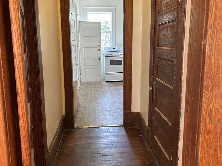 1205 Downey St — Photo 14