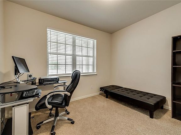 5th image of 7856 Oxer Dr